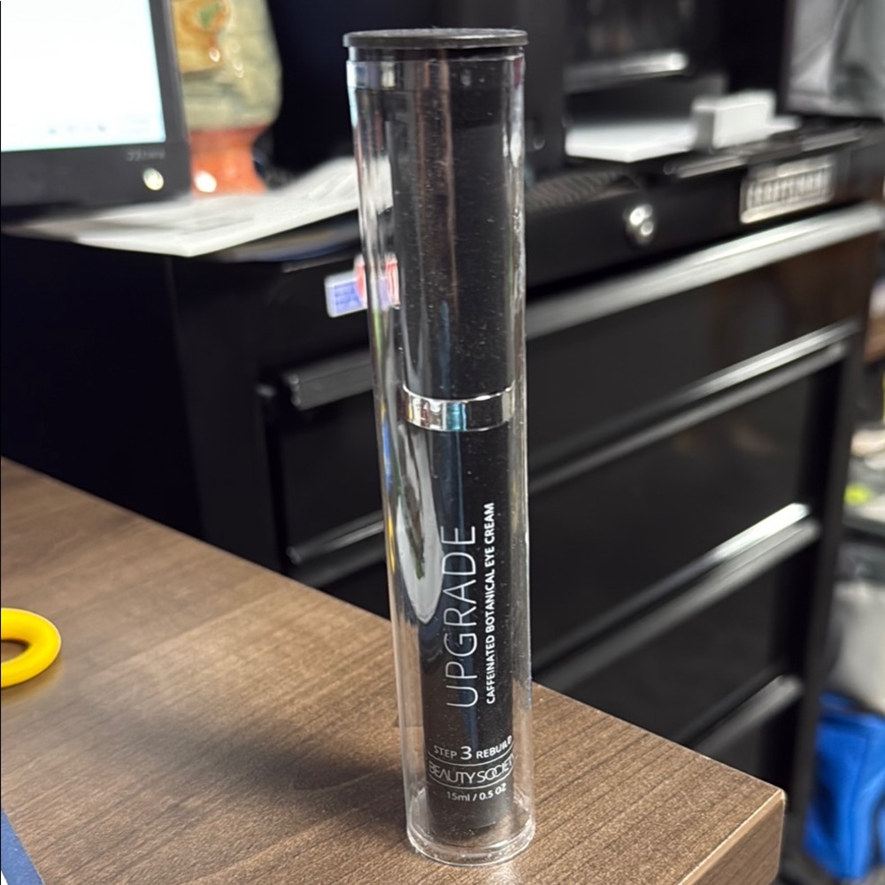 Upgrade - Caffeinated Botanical Eye Cream